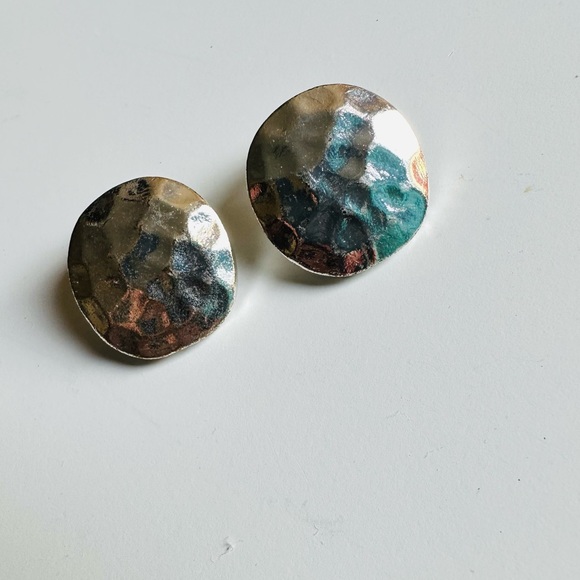 Vintage Monet Silver Hammered Style Circle Earrings - Picture 2 of 6